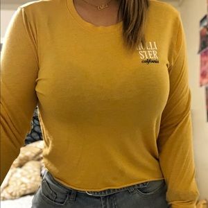 Cropped yellow long sleeve shirt ! Size medium!